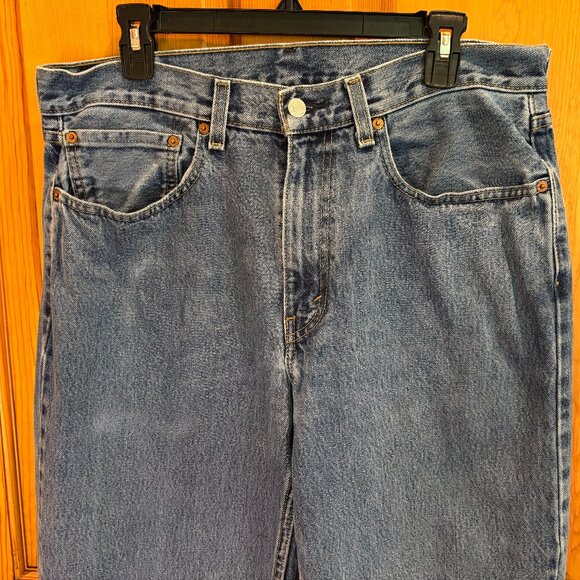 Levi's Men's 550 Relaxed Fit 34 x 34 Jeans - Picture 3 of 16